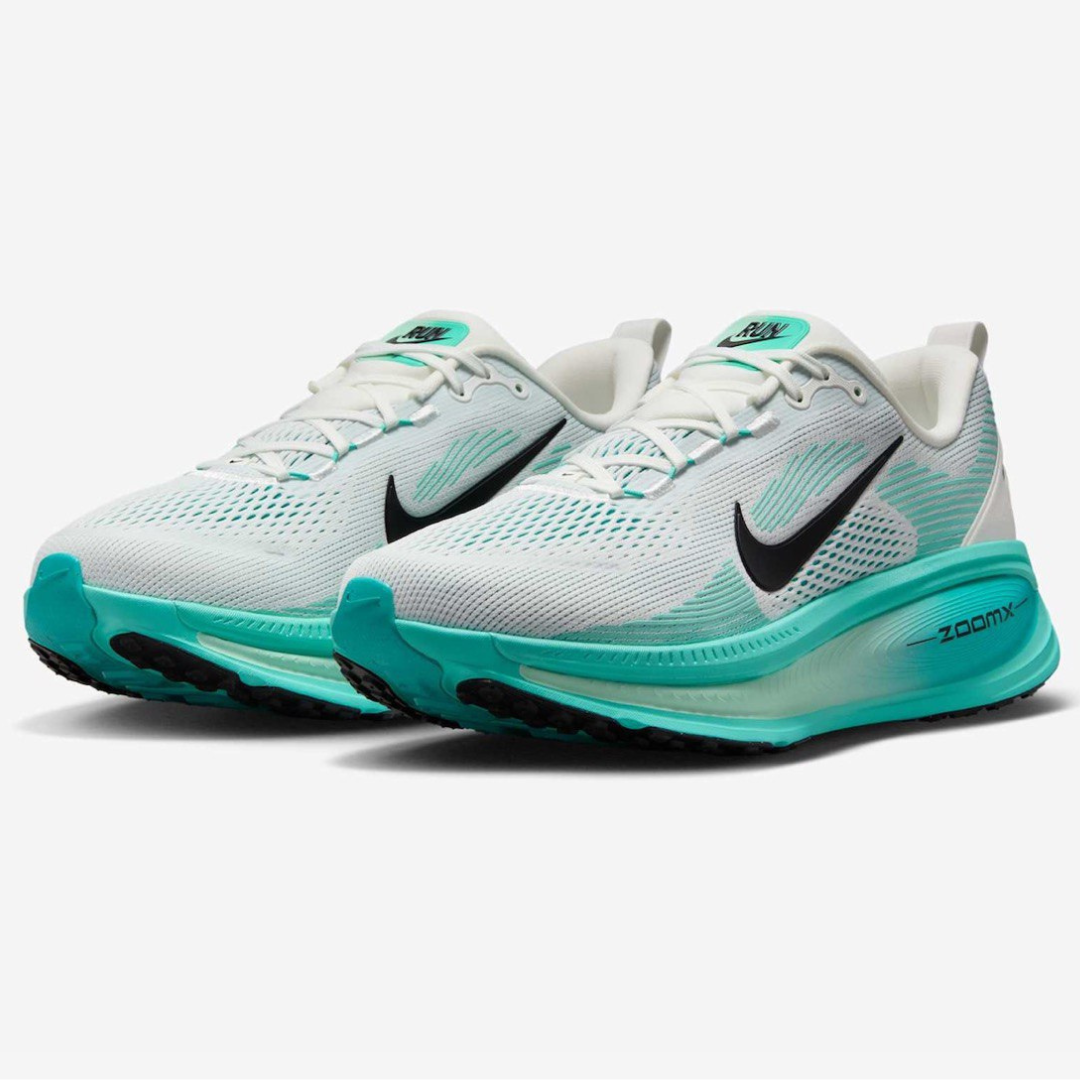 Vomero 18 - White/Dusty Cactus