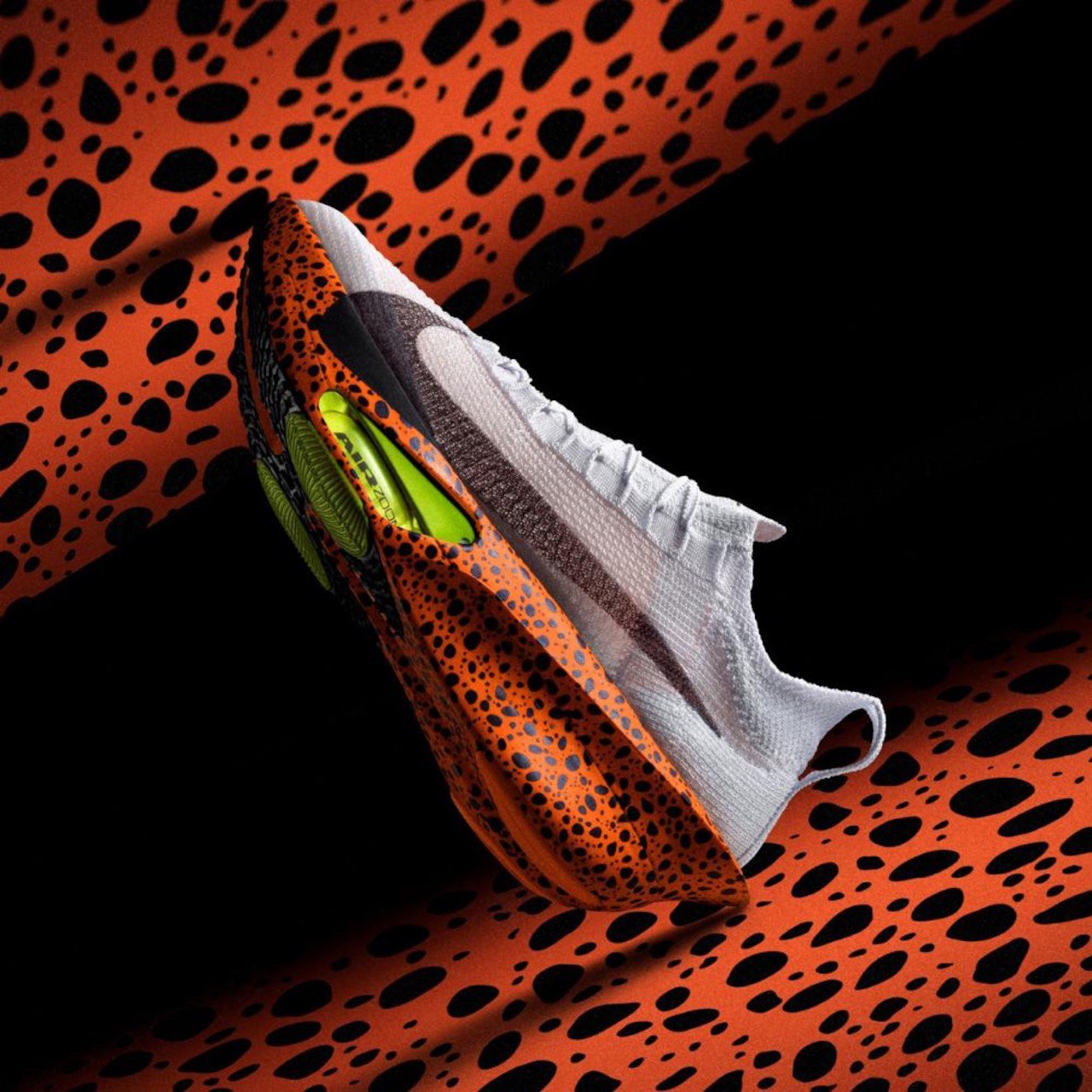 ZoomX ALPHAFLY Next% 3 - Laranja edição limitada