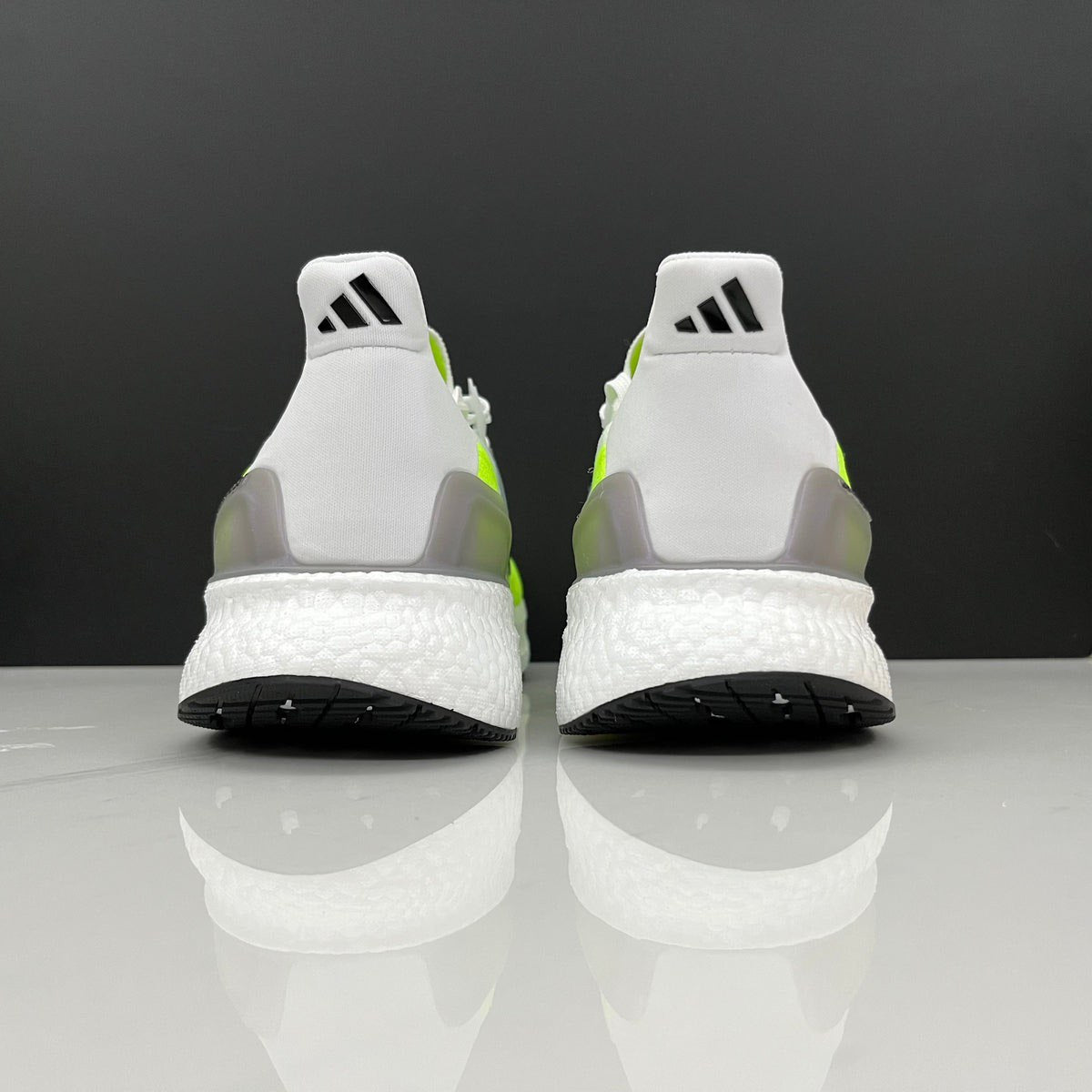 Ultraboost 5 Branco Verde Fluorescente