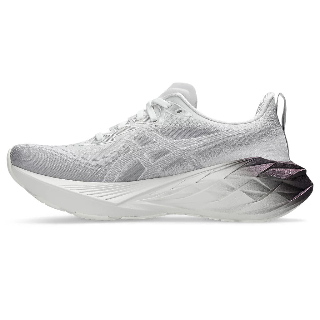 NovaBlast™ 4 White Black