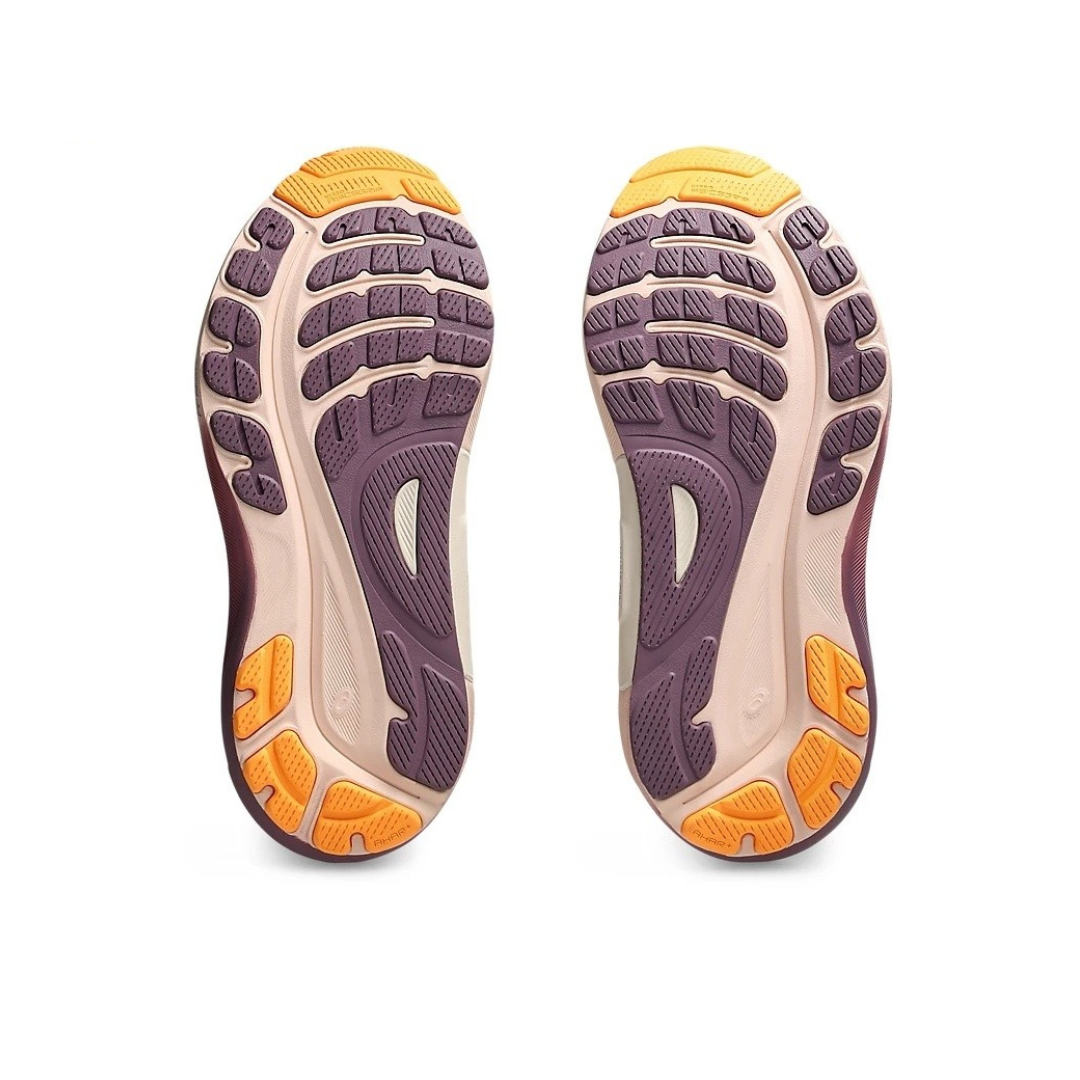 Gel-Kayano 31 Bege com Laranja e Vermelho