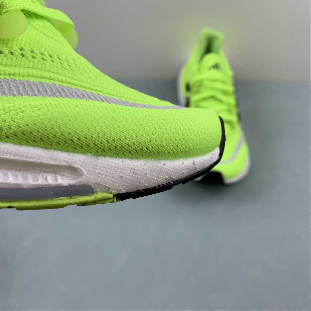 Ultraboost Light 23 Verde