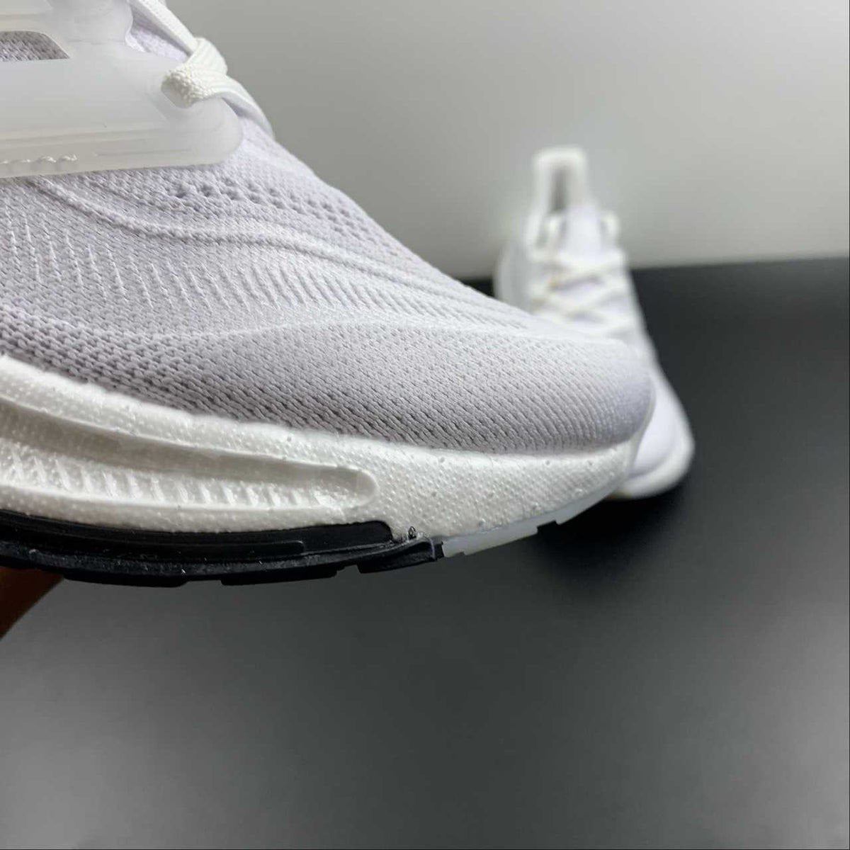 Ultraboost Light 23 Branco