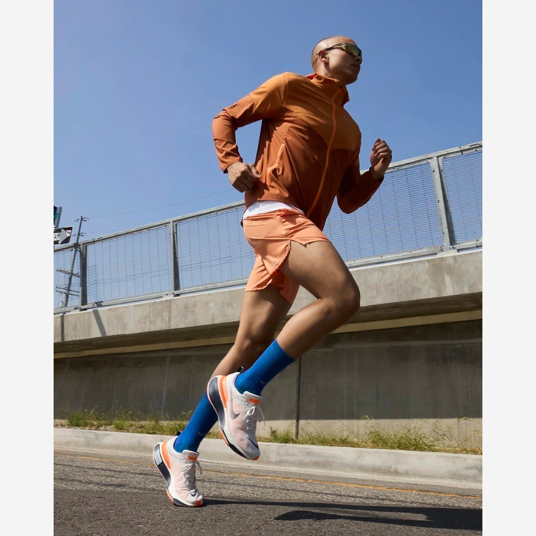 Invincible Run 3 - Laranja/Branco