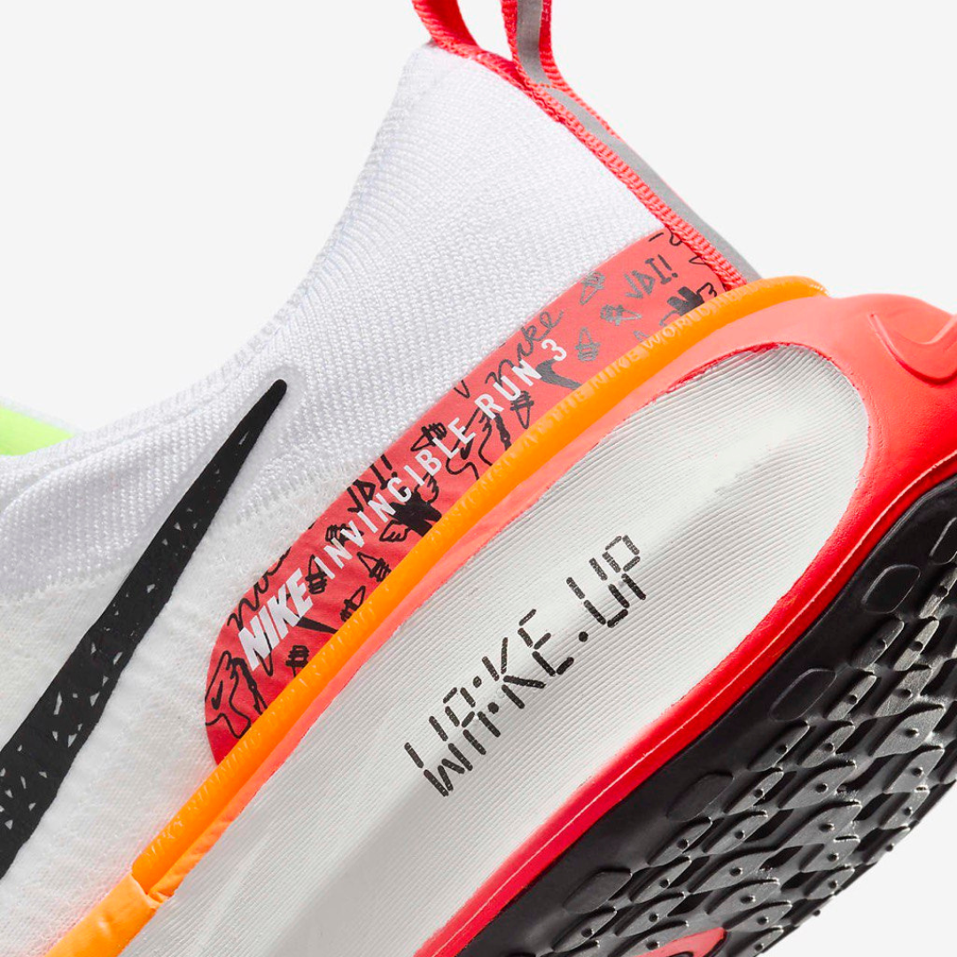 Invincible Run 3 White Bright Crimson