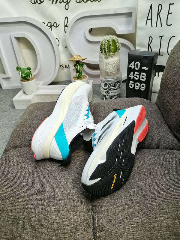 Adizero Boston 12