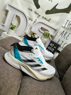 Adizero Boston 12