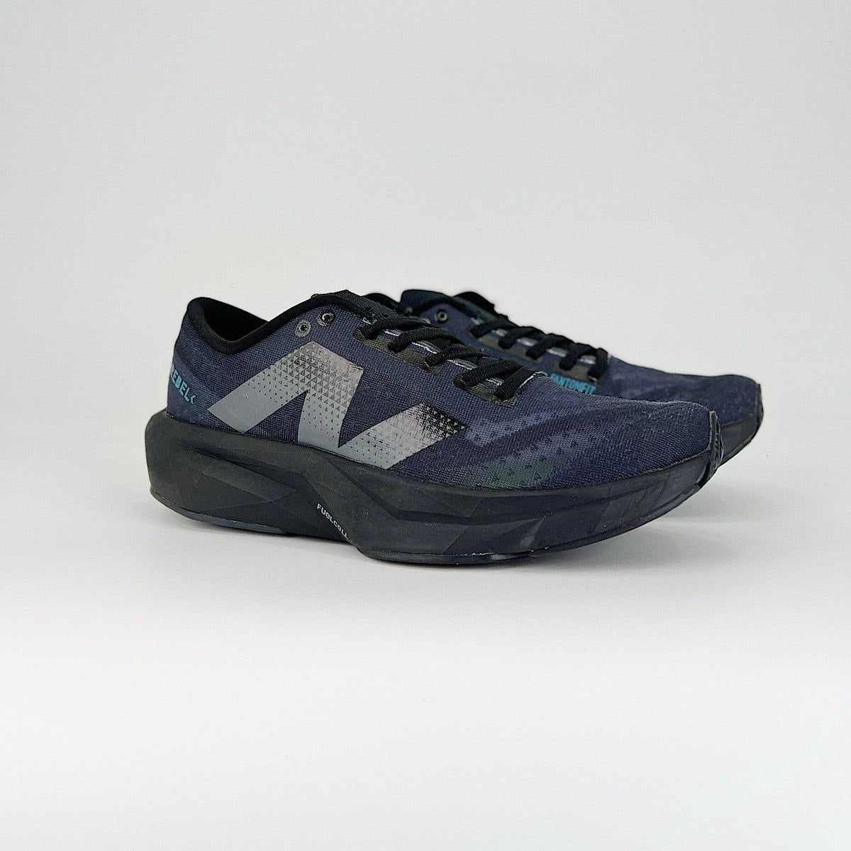 FuelCell Rebel V4 - Balck/Preto