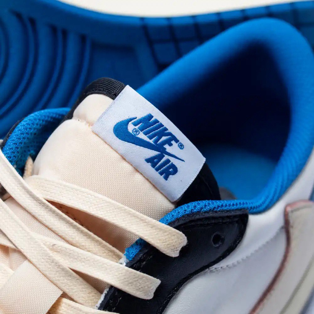 Air Jordan 1 Low Fragment x Travis Scott