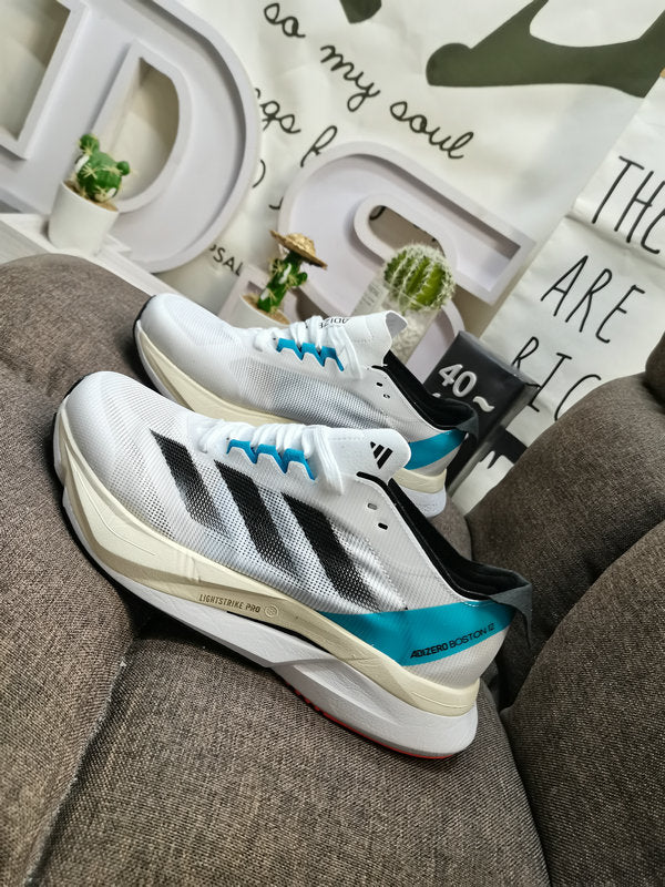 Adizero Boston 12