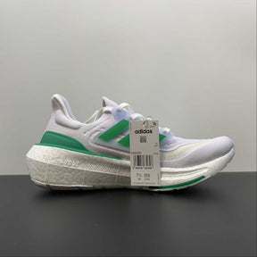Ultraboost Light 23 Branco com Verde