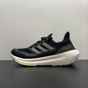 Ultraboost Light 23 Preto com Verde