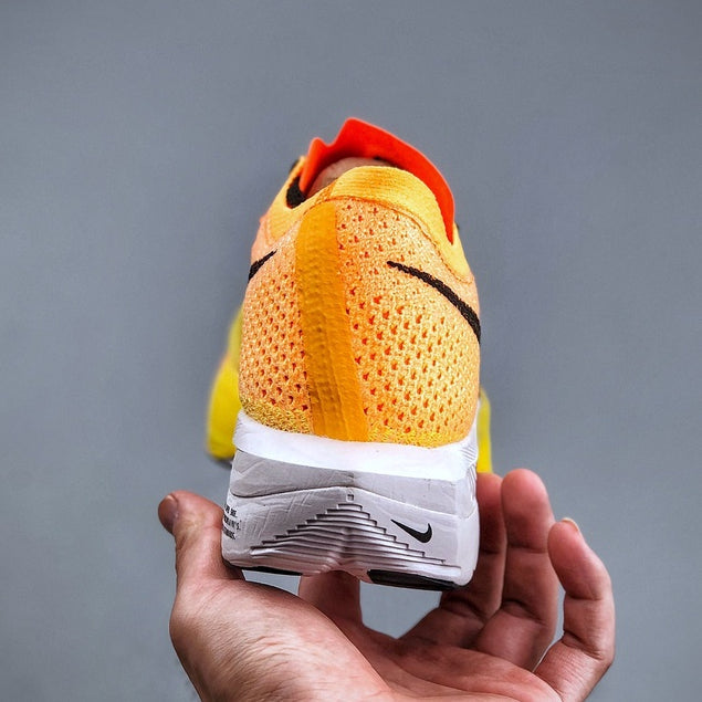 Air Zoom X Vaporfly Next%3 Orange