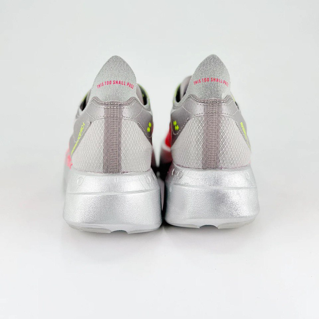 Adizero Adios Pro 4 Cinza Metálico