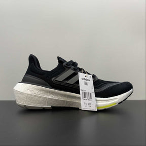 Ultraboost Light 23 Preto com Verde